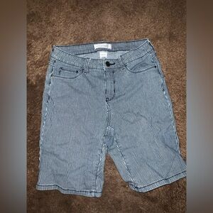 Striped Women's Shorts size 4 Croft barrow